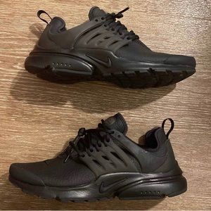 Nike Air Presto PRM Triple Black, 7, good condition